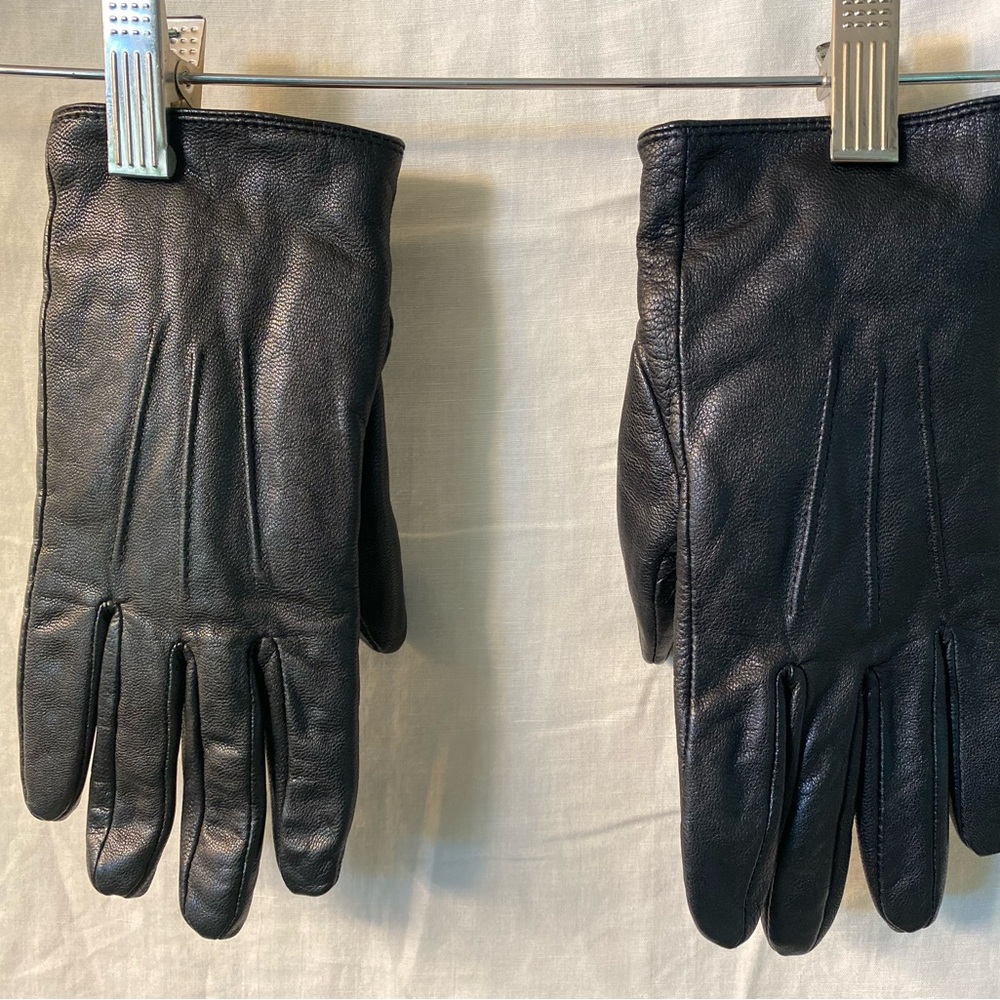 isotoner Black Leather Gloves with Silky Faux Fur Lining